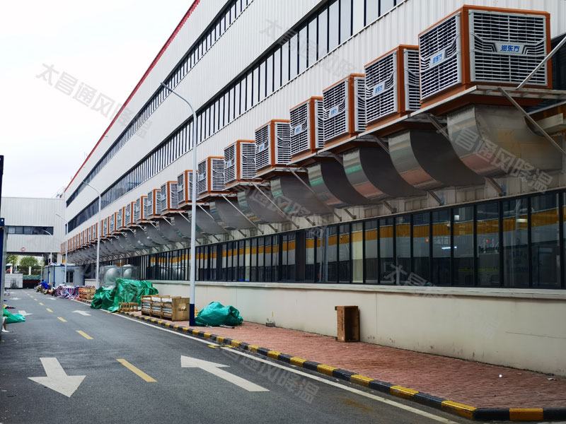 大型車間采用負(fù)壓風(fēng)機(jī)和環(huán)?？照{(diào)通風(fēng)降溫的特點(diǎn)